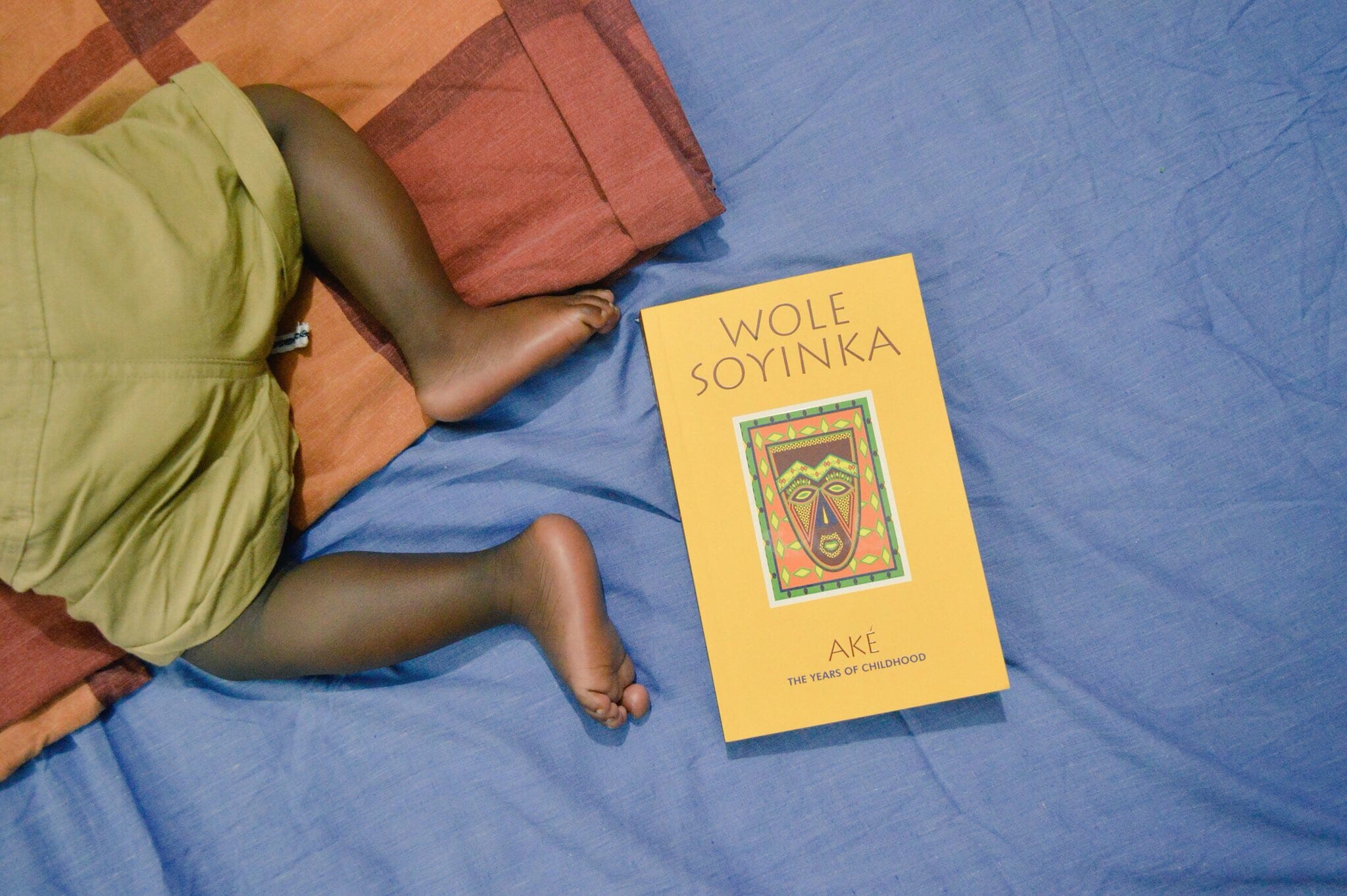 Book Review: Wole Soyinka – Aké